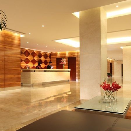 Ramada By Wyndham Beijing Airport Hotel Shunyi Exterior photo