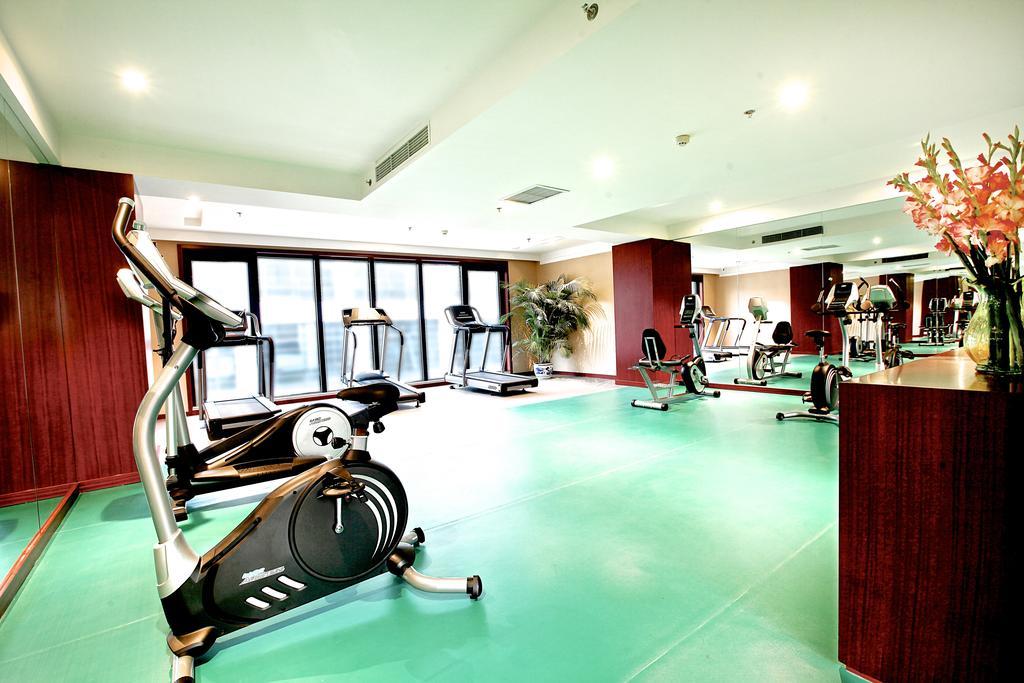 Ramada By Wyndham Beijing Airport Hotel Shunyi Exterior photo