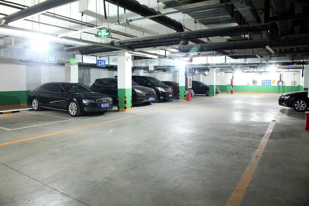 Ramada By Wyndham Beijing Airport Hotel Shunyi Exterior photo