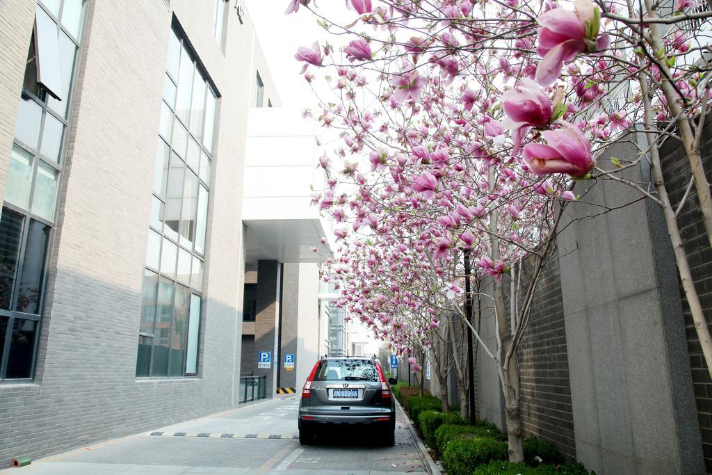 Ramada By Wyndham Beijing Airport Hotel Shunyi Exterior photo
