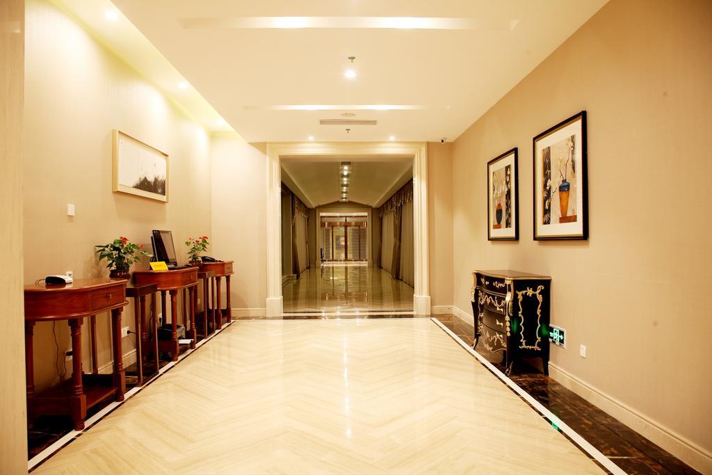 Ramada By Wyndham Beijing Airport Hotel Shunyi Exterior photo
