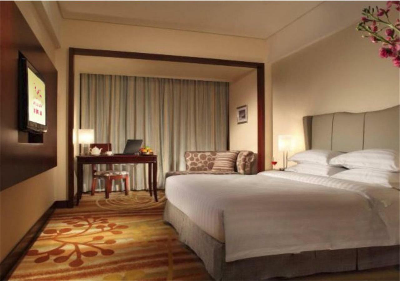 Ramada By Wyndham Beijing Airport Hotel Shunyi Exterior photo