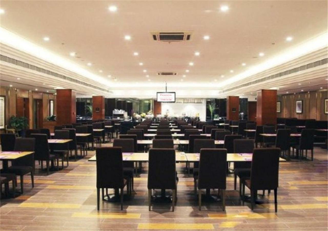 Ramada By Wyndham Beijing Airport Hotel Shunyi Exterior photo
